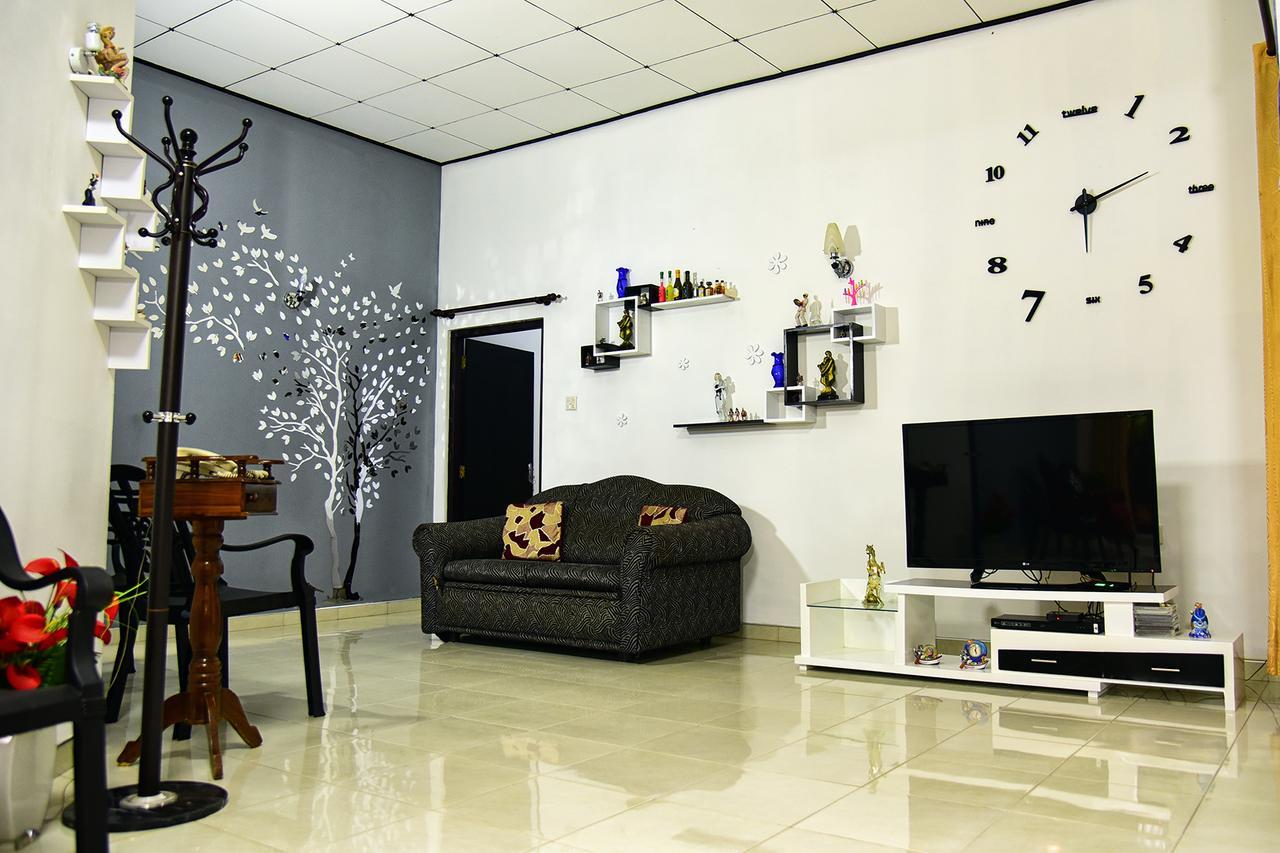 One And Only Apartment ネゴンボ エクステリア 写真