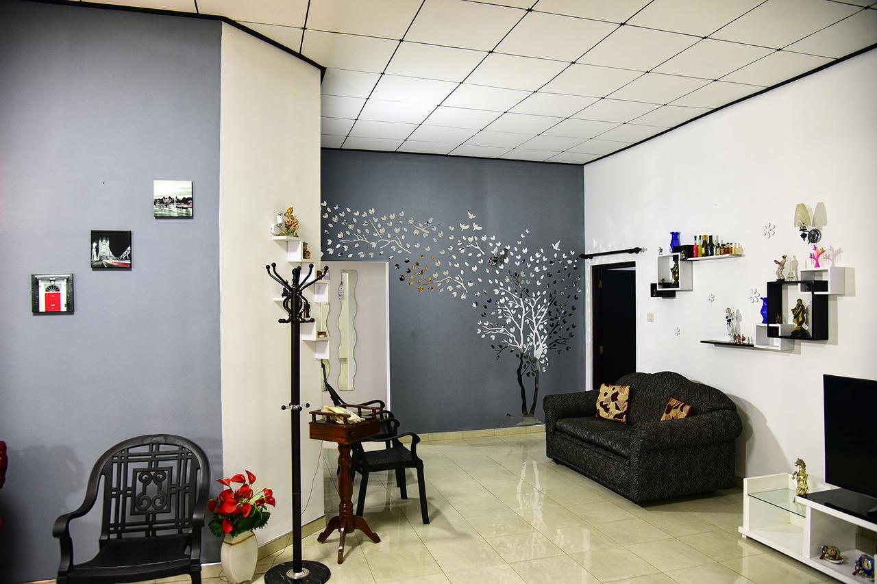 One And Only Apartment ネゴンボ エクステリア 写真